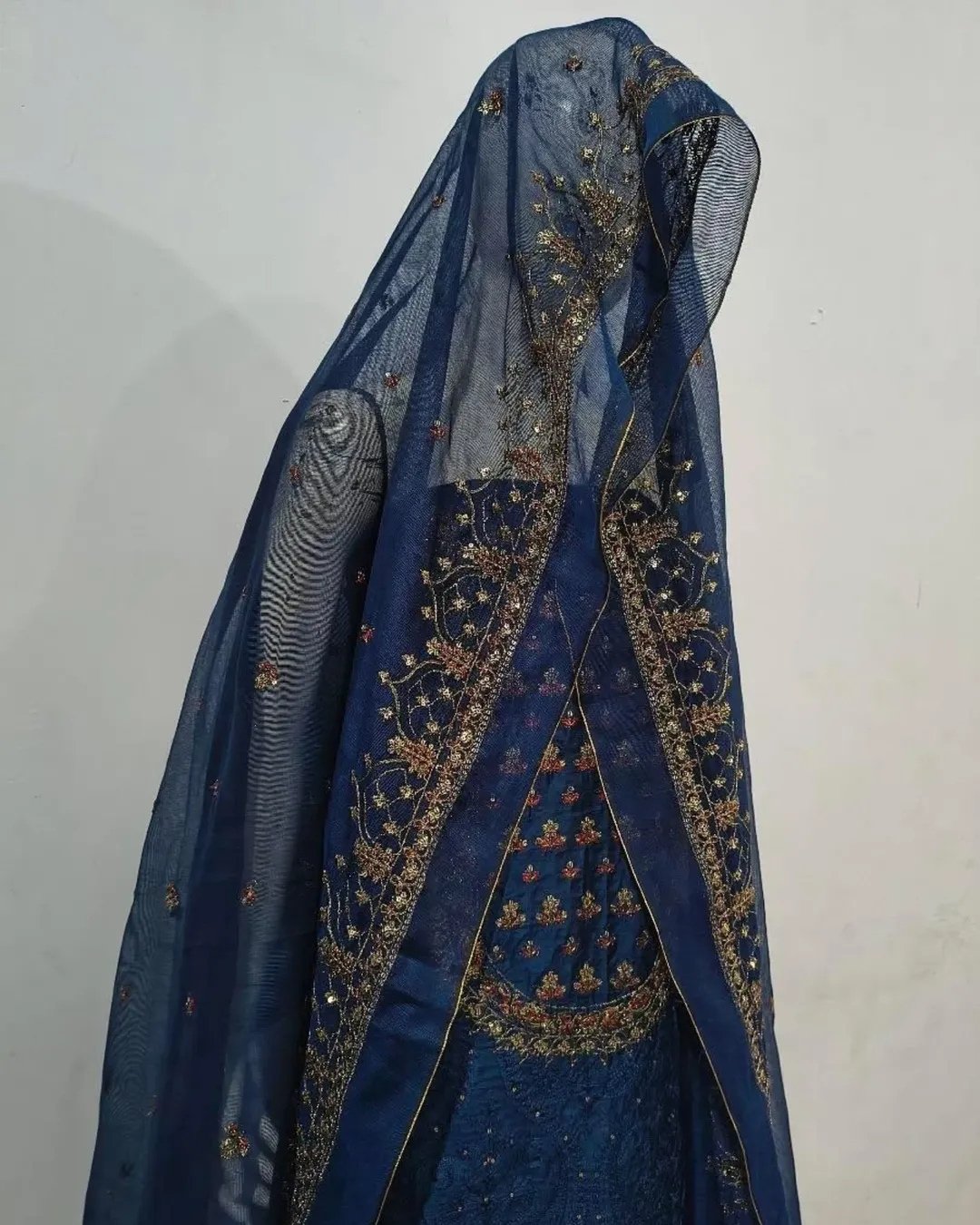 cotton-silk-tilla-resham-embroided-3-piece